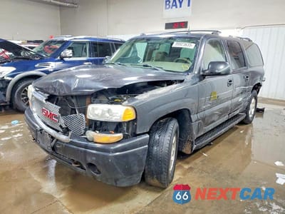 2004 GMC YUKON XL DENALI 1GKFK66U84J189101 - główne zdjęcie licytacji z USA - miniatura