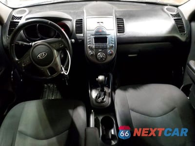 Zdjęcie 8 z 12 samochodu: 2011 KIA SOUL + VIN:KNDJT2A29B7238074 - miniatura