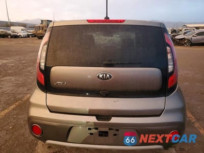 Zdjęcie 6 z 13 samochodu: 2019 KIA SOUL + VIN:KNDJP3A50K7655491 - miniatura
