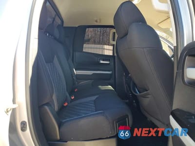 Zdjęcie 10 z 11 samochodu: 2019 TOYOTA TUNDRA DOUBLE CAB SR VIN:5TFRY5F17KX247734 - miniatura