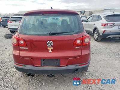 Zdjęcie 6 z 13 samochodu: 2009 VOLKSWAGEN TIGUAN S VIN:WVGAV75N49W001757 - miniatura