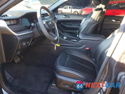 Zdjęcie 7 z 12 samochodu: 2024 JEEP GRAND CHEROKEE L LIMITED VIN:1C4RJKBGXR8593603 - miniatura