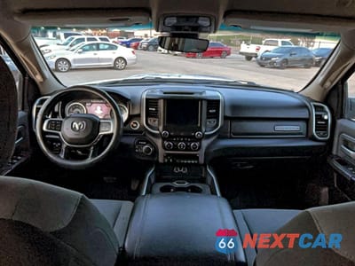 Zdjęcie 9 z 11 samochodu: 2019 RAM 2500 BIG HORN VIN:3C6UR5DJ1KG703068 - miniatura