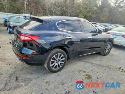 Trzecie zdjęcie samochodu z tyłu: 2017 MASERATI LEVANTE LUXURY VIN:ZN661XUL3HX245218 - miniatura