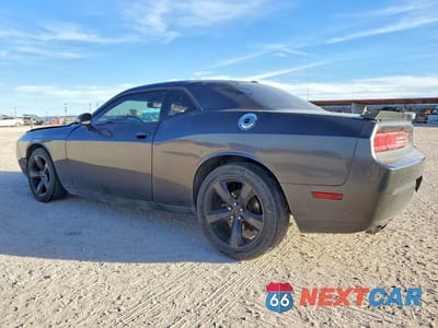 Drugie zdjęcie samochodu z przodu: 2014 DODGE CHALLENGER SXT VIN:2C3CDYAG3EH293928 - miniatura