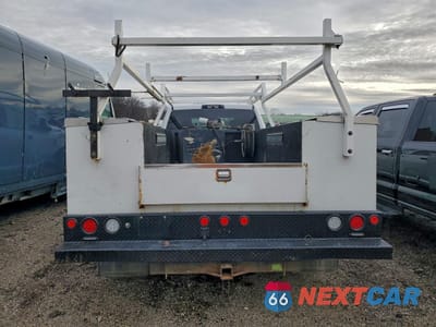 Zdjęcie 6 z 13 samochodu: 2021 RAM 3500 UTILITY / SERVICE TRUCK VIN:3C7WRTCJ9MG593531 - miniatura
