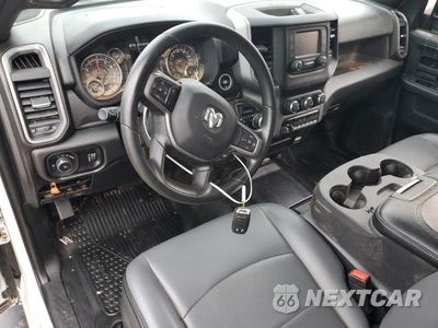 Zdjęcie 8 z 12 samochodu: 2024 RAM 3500 TRADESMAN 4X4 8' BOX VIN:3C63R3GJ4RG242521 - miniatura