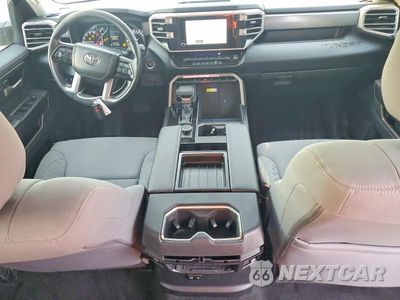Zdjęcie 8 z 13 samochodu: 2024 TOYOTA TUNDRA CREWMAX SR VIN:5TFLA5DB8RX230392 - miniatura