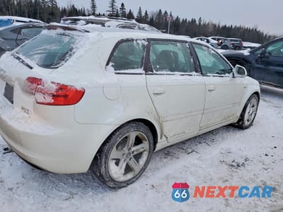 Trzecie zdjęcie samochodu z tyłu: 2010 AUDI A3 PREMIUM VIN:WAUDFCFM4AA097627 - miniatura