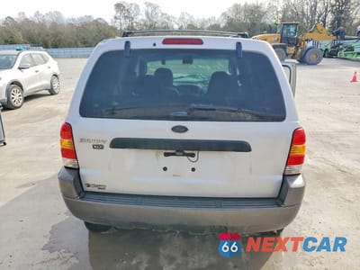 Zdjęcie 6 z 12 samochodu: 2004 FORD ESCAPE XLT VIN:1FMCU03144KA69656 - miniatura