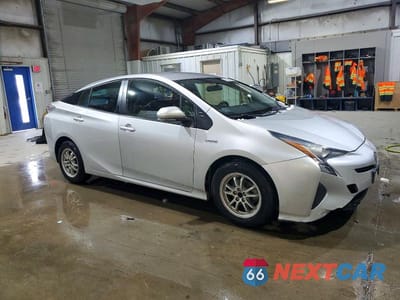Czwarte zdjęcie samochodu z boku: 2016 TOYOTA PRIUS TWO VIN:JTDKBRFU6G3503509 - miniatura