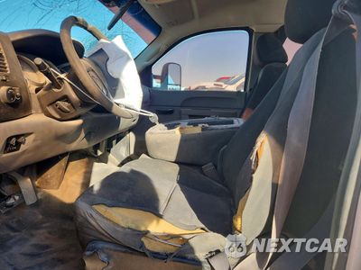 Zdjęcie 7 z 12 samochodu: 2013 CHEVROLET SILVERADO C2500 HEAVY DUTY VIN:1GB2CVCG2DZ357868 - miniatura