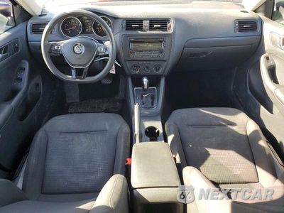 Zdjęcie 8 z 11 samochodu: 2015 VOLKSWAGEN JETTA BASE VIN:3VW2K7AJ5FM345059 - miniatura
