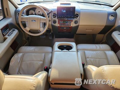Zdjęcie 8 z 13 samochodu: 2005 FORD F150 SUPERCREW VIN:1FTPW12595KD56115 - miniatura