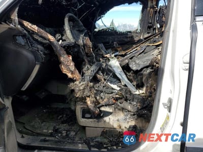 Zdjęcie 7 z 12 samochodu: 2017 CADILLAC ESCALADE ESV LUXURY VIN:1GYS4HKJ1HR236952 - miniatura