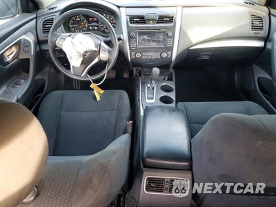 Zdjęcie 8 z 12 samochodu: 2015 NISSAN ALTIMA 2.5 VIN:1N4AL3AP9FC269149 - miniatura