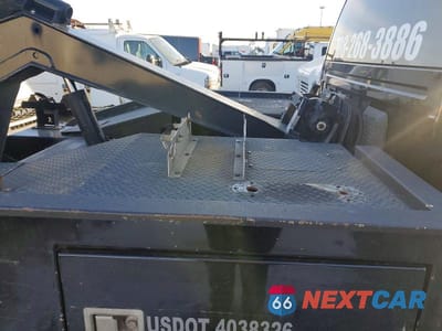 Zdjęcie 10 z 12 samochodu: 2019 RAM 4500 TOW TRUCK VIN:3C7WRKAL8KG566882 - miniatura