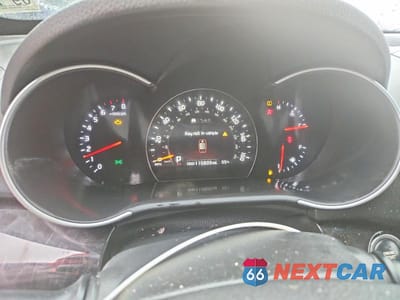 Zdjęcie 9 z 13 samochodu: 2015 KIA SORENTO SX VIN:5XYKW4A71FG554032 - miniatura