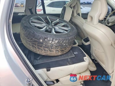Zdjęcie 11 z 13 samochodu: 2016 VOLVO XC90 T6 VIN:YV4A22PKXG1054408 - miniatura