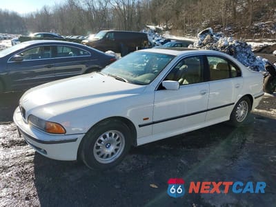 1997 BMW 528 I AUTOMATIC WBADD632XVBW28484 - główne zdjęcie licytacji z USA - miniatura