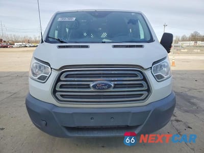 Piąte zdjęcie samochodu w środku: 2018 FORD TRANSIT T-250 LOW ROOF CARGO VAN VIN:1FTYR1YM1JKA64866 - miniatura