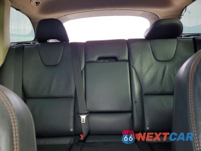 Zdjęcie 10 z 13 samochodu: 2010 VOLVO XC60 T6 VIN:YV4992DZ9A2125597 - miniatura