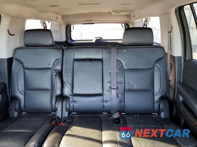 Zdjęcie 10 z 13 samochodu: 2017 CHEVROLET SUBURBAN C1500 LS VIN:1GNSCGKC0HR343339 - miniatura