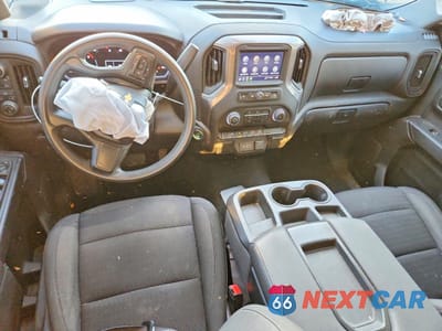 Zdjęcie 8 z 13 samochodu: 2023 CHEVROLET SILVERADO K1500 CUSTOM VIN:3GCPDBEK9PG145021 - miniatura
