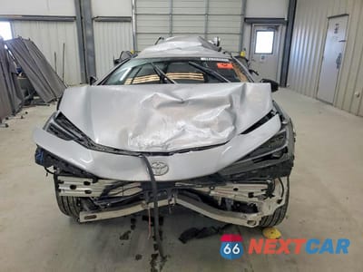 Piąte zdjęcie samochodu w środku: 2024 TOYOTA PRIUS XLE VIN:JTDACAAU6R3031946 - miniatura