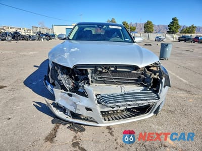 Piąte zdjęcie samochodu w środku: 2011 AUDI A8 L QUATTRO VIN:WAURVAFD8BN017835 - miniatura