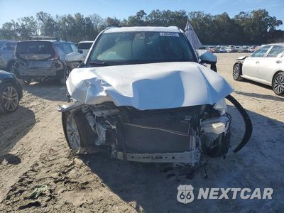 Piąte zdjęcie samochodu w środku: 2024 TOYOTA GRAND HIGHLANDER XLE VIN:5TDACAB58RS020968 - miniatura