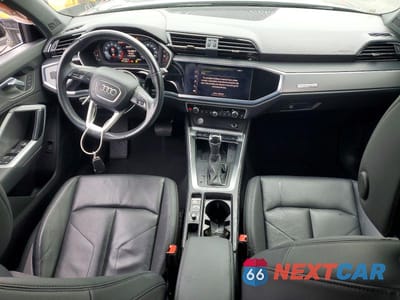 Zdjęcie 8 z 12 samochodu: 2020 AUDI Q3 PREMIUM PLUS VIN:WA1BECF31L1102509 - miniatura