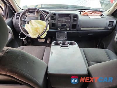 Zdjęcie 8 z 11 samochodu: 2007 GMC NEW SIERRA VIN:1GTEC19J57Z591091 - miniatura