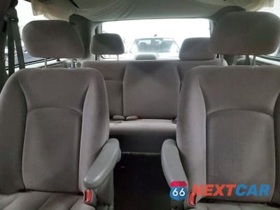 Zdjęcie 10 z 13 samochodu: 2002 DODGE GRAND CARAVAN SPORT VIN:1B4GP44R12B554033 - miniatura