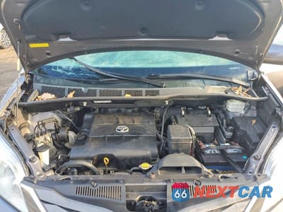 Zdjęcie 12 z 13 samochodu: 2011 TOYOTA SIENNA XLE VIN:5TDYK3DC8BS091571 - miniatura
