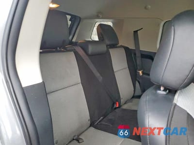 Zdjęcie 10 z 11 samochodu: 2013 TOYOTA FJ CRUISER VIN:JTEBU4BF7DK159058 - miniatura
