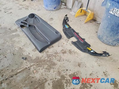 Zdjęcie 12 z 12 samochodu: 2001 PONTIAC GRAND AM GT VIN:1G2NW12E41M584551 - miniatura