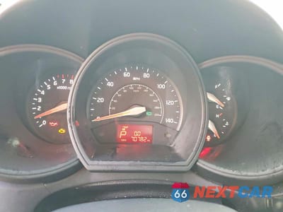 Zdjęcie 9 z 12 samochodu: 2017 KIA RIO LX VIN:KNADM4A34H6011854 - miniatura