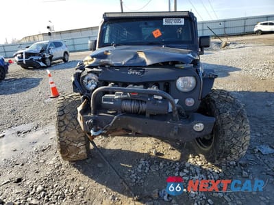 Piąte zdjęcie samochodu w środku: 2017 JEEP WRANGLER UNLIMITED SPORT VIN:1C4BJWDG9HL705261 - miniatura