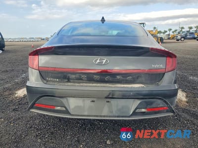 Zdjęcie 6 z 13 samochodu: 2023 HYUNDAI SONATA HYBRID VIN:KMHL34JJ5PA054199 - miniatura