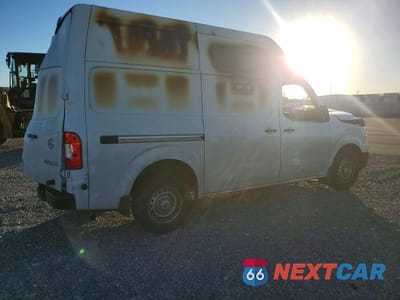 Trzecie zdjęcie samochodu z tyłu: 2020 NISSAN NV 2500 DELIVERY VAN VIN:1N6BF0LY1LN806118 - miniatura