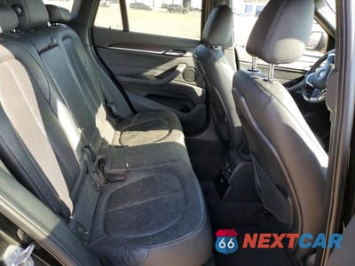 Zdjęcie 10 z 12 samochodu: 2016 BMW X1 XDRIVE28I VIN:WBXHT3C39G5E54994 - miniatura