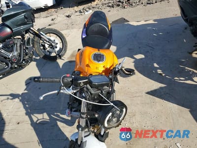 Piąte zdjęcie samochodu w środku: 2025 KAWASAKI EX650 P VIN:ML5EXEP13SDAF8119 - miniatura