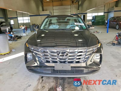 Piąte zdjęcie samochodu w środku: 2024 HYUNDAI TUCSON LIMITED VIN:5NMJECDE8RH373524 - miniatura