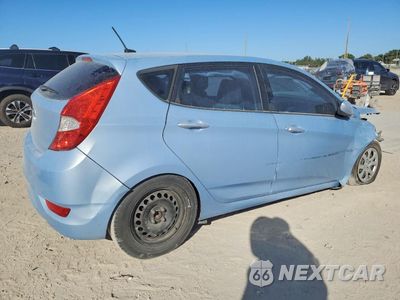 Trzecie zdjęcie samochodu z tyłu: 2013 HYUNDAI ACCENT GLS VIN:KMHCT5AE7DU138401 - miniatura