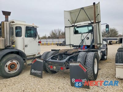 Czwarte zdjęcie samochodu z boku: 2013 MACK CXU613 SEMI TRUCK VIN:1M1AW01Y9DM004876 - miniatura