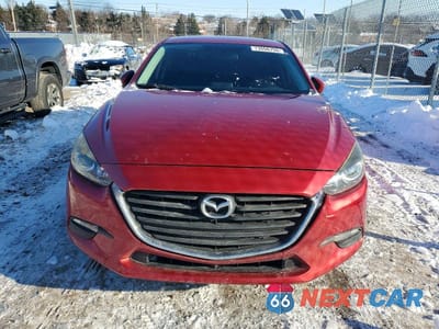 Piąte zdjęcie samochodu w środku: 2017 MAZDA 3 SPORT VIN:3MZBN1U73HM109985 - miniatura
