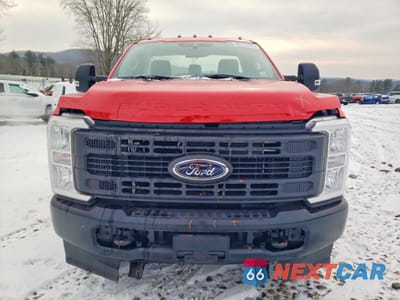 Piąte zdjęcie samochodu w środku: 2024 FORD F350 SUPER DUTY TRUCK CAB AND CHASSIS VIN:1FDRF3FN0REF16834 - miniatura