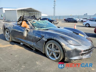 Czwarte zdjęcie samochodu z boku: 2014 CHEVROLET CORVETTE STINGRAY 2LT VIN:1G1YD3D7XE5109746 - miniatura
