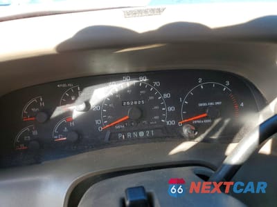 Zdjęcie 9 z 13 samochodu: 2001 FORD F250 SUPER DUTY VIN:1FTNX21F81EB09519 - miniatura